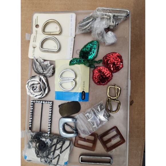 Vintage belt buckles - Picture 1 of 6